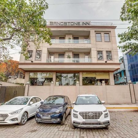 Hotel Sandstone Inn Lucknow Dış mekan fotoğraf