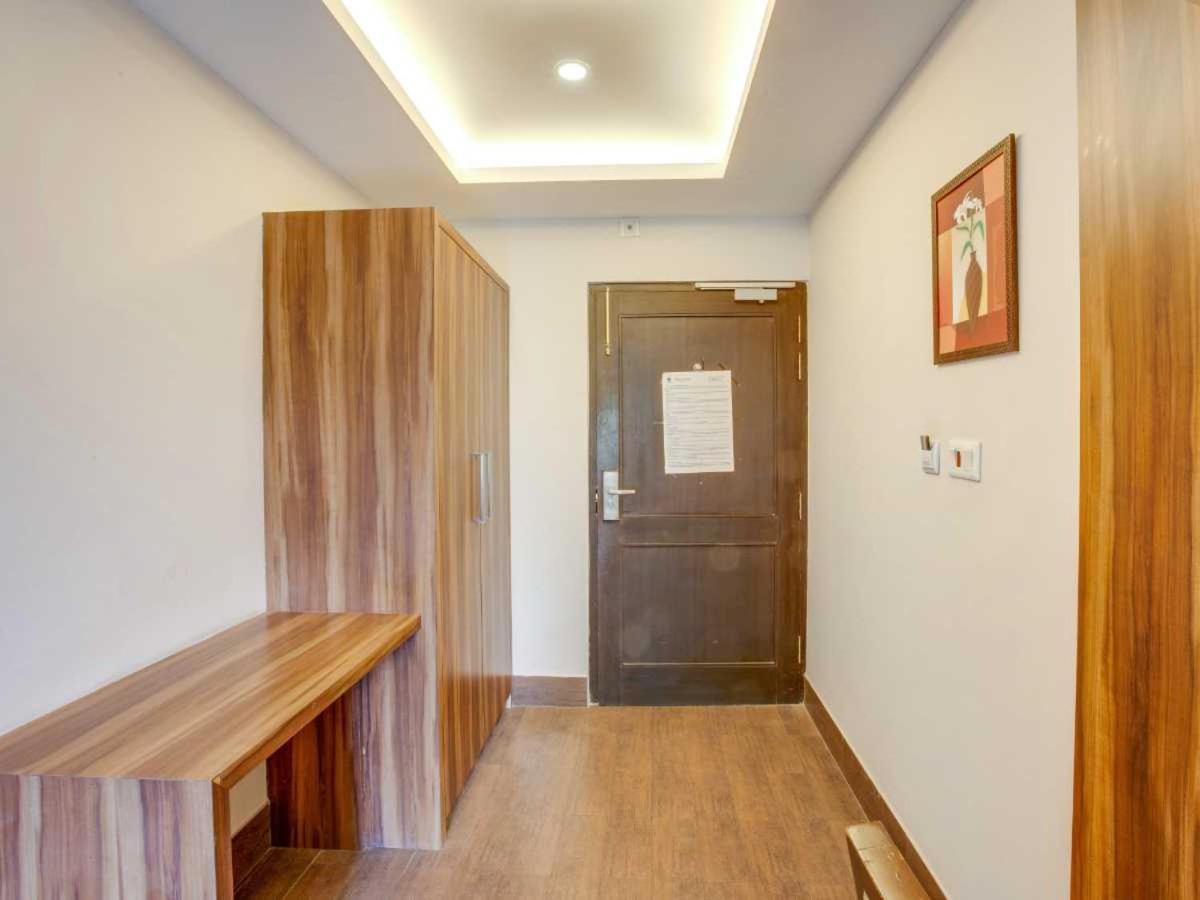 Hotel Sandstone Inn Lucknow Dış mekan fotoğraf