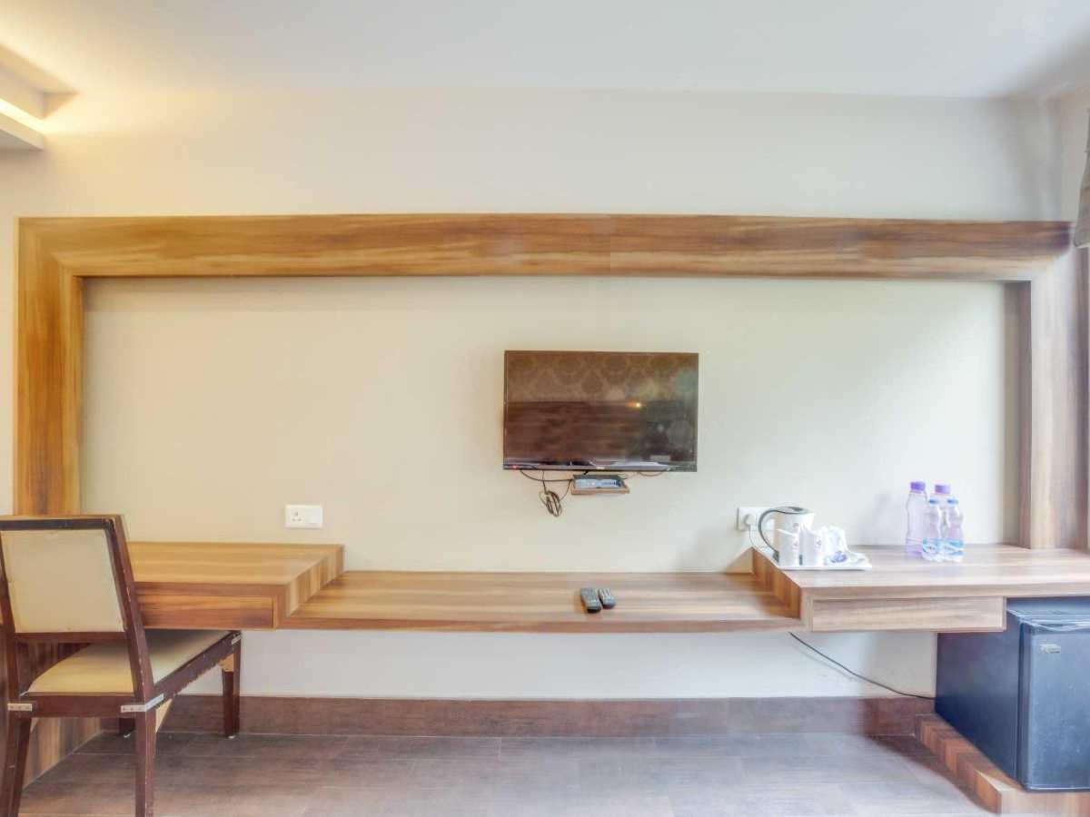 Hotel Sandstone Inn Lucknow Dış mekan fotoğraf